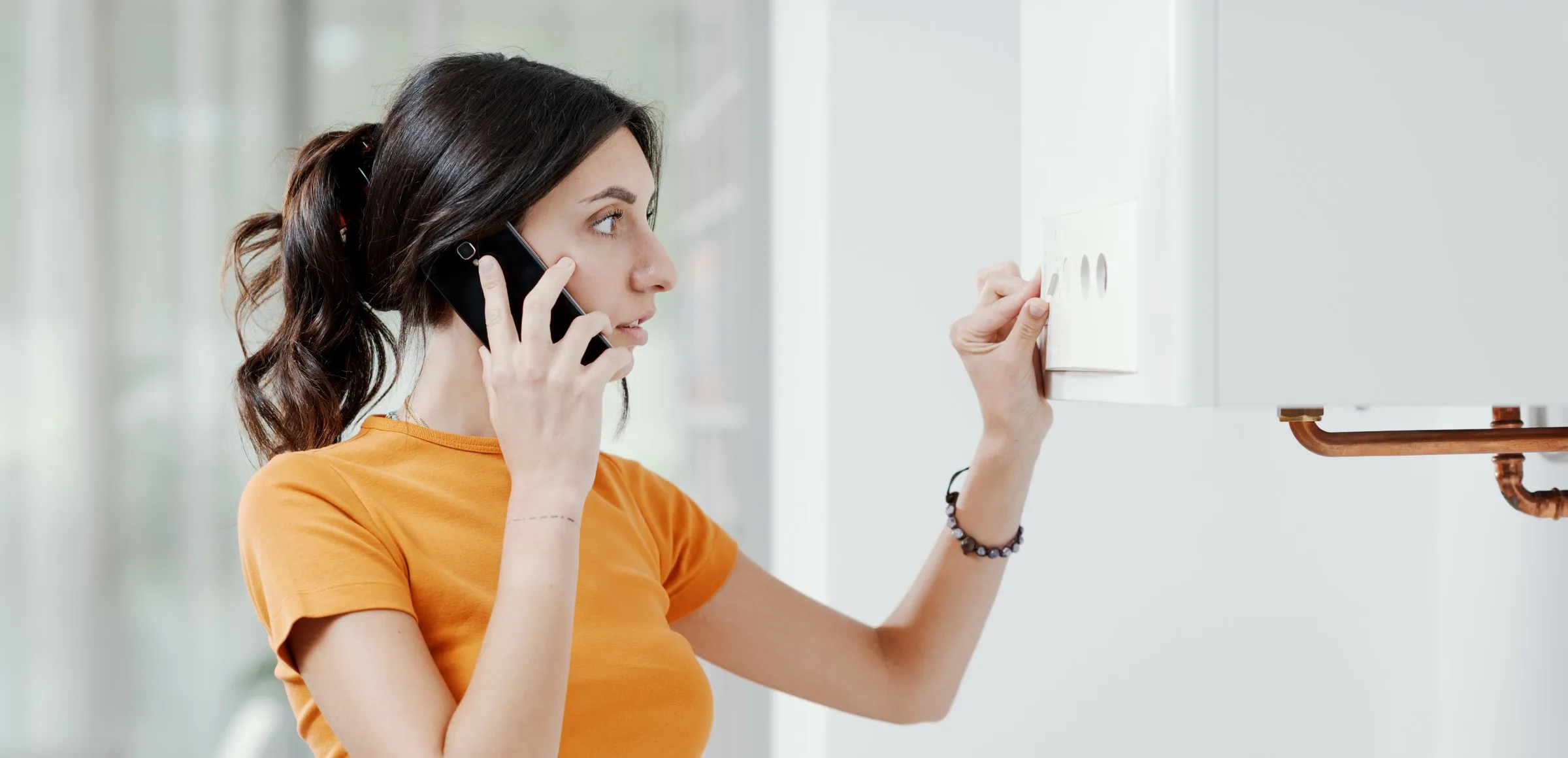 Cliente contactando servicio tecnico de aire acondicionado Aire Express